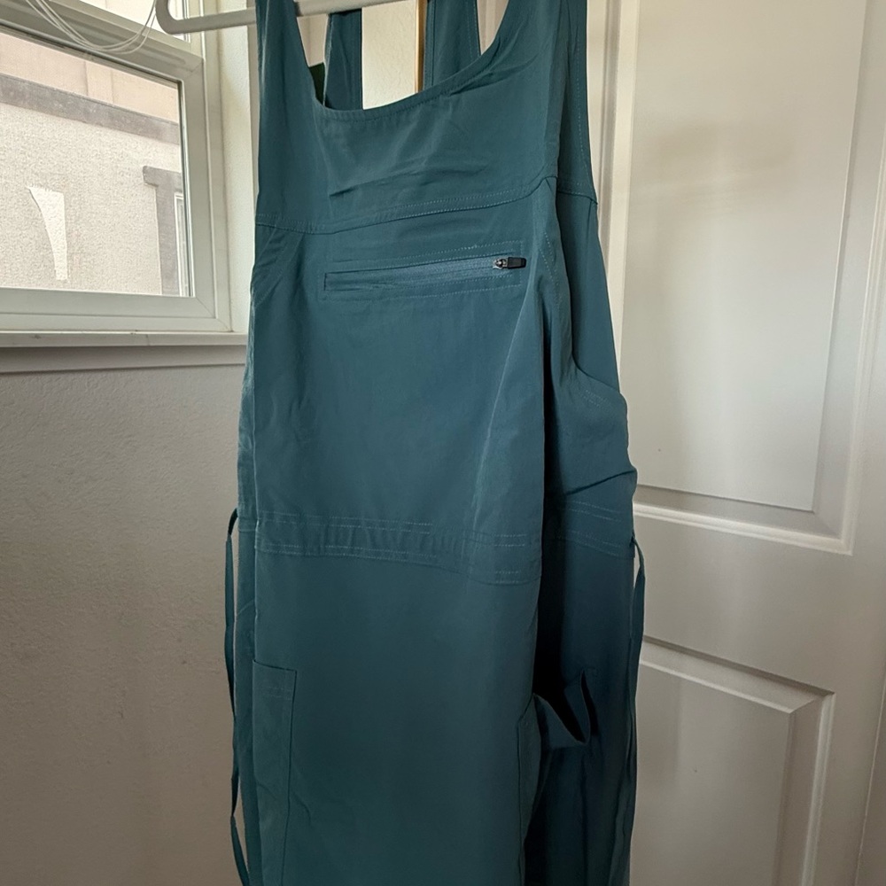 Halara 2 pcs Blue Sleeveless Dress w/ shorts - Picture 5 of 6